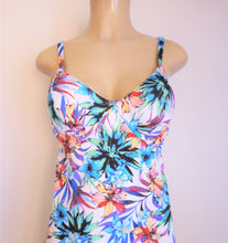 Load image into Gallery viewer, Supportive underwire tankini swimsuits