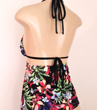 Load image into Gallery viewer, Tie back tankini tops