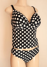 Load image into Gallery viewer, Timeless bikini bottoms