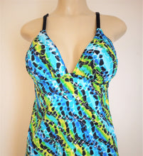 Load image into Gallery viewer, Crossover Back Tankini Swimwear Tops
