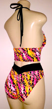 Load image into Gallery viewer, Cropped tankini top halter neck