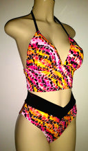 Load image into Gallery viewer, Short Triangle Tankini Swimwear