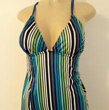 Load image into Gallery viewer, open apron back tankini tops