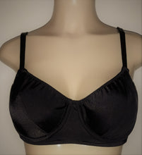 Load image into Gallery viewer, Underwire bikini tops