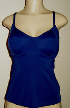 Load image into Gallery viewer, Underwire tankinis for plus sizes. Long and short tankinis