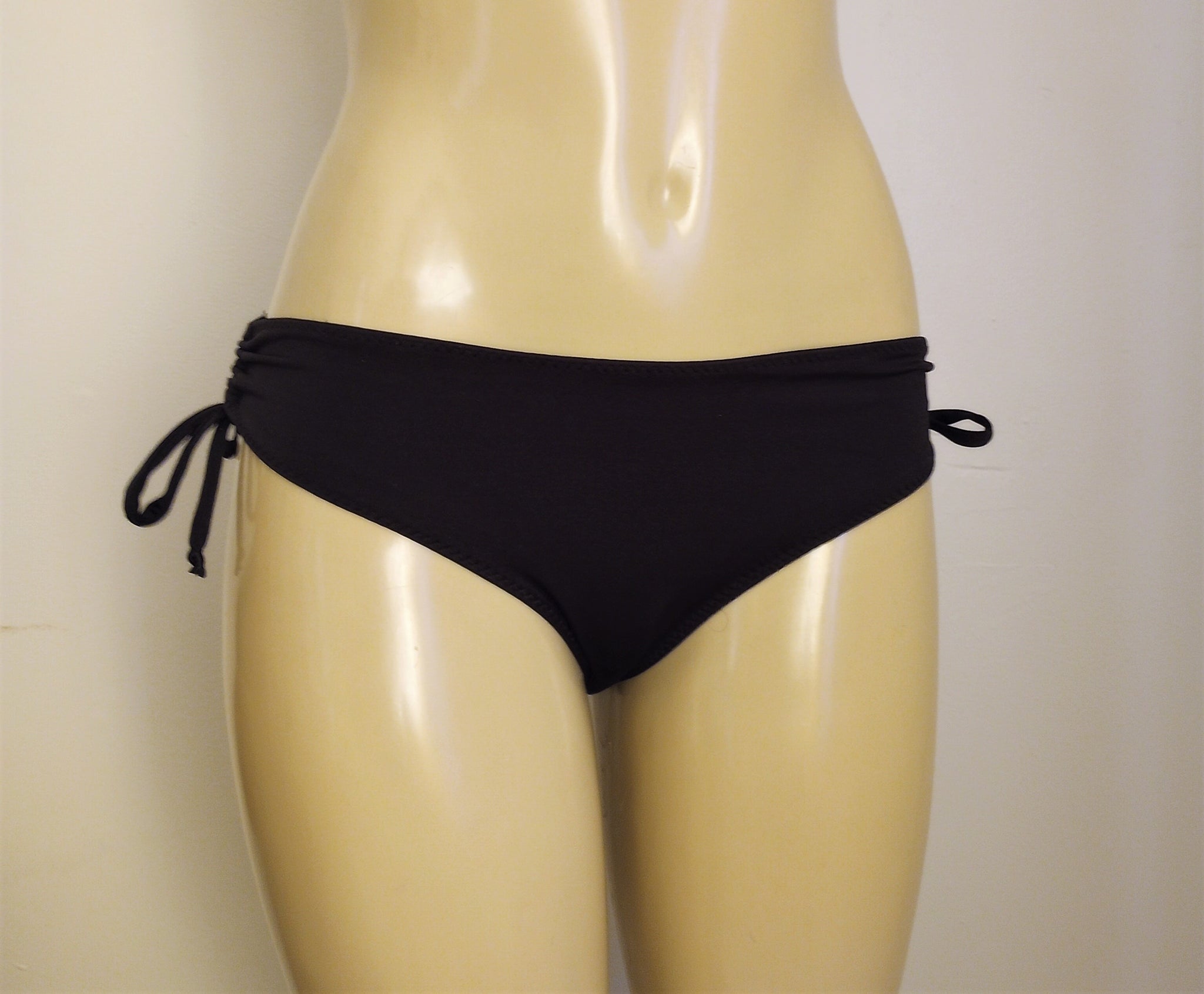 Hip hugger sales bathing suit bottoms