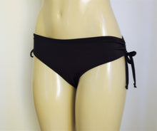 Load image into Gallery viewer, hip hugger bikini bottoms
