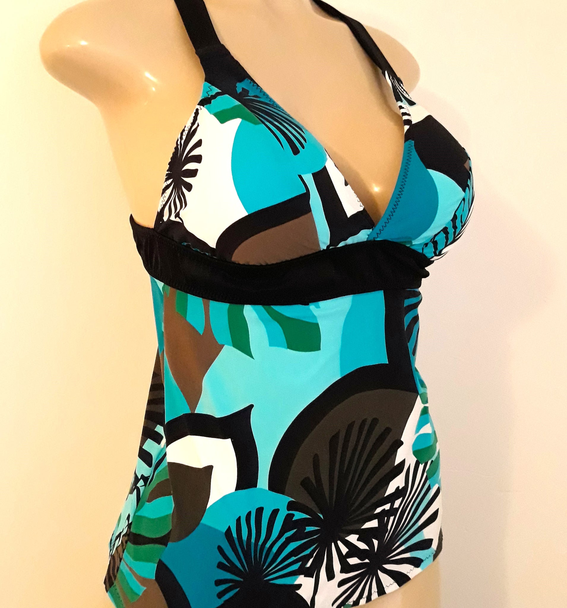 Tie Crossover Back Tankini Top Apron Back – Mirasol Swimwear