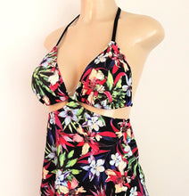 Load image into Gallery viewer, halter tankini tie neck
