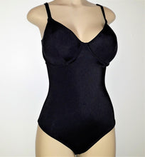 Load image into Gallery viewer, Underwire supportive swimsuits with conservative body
