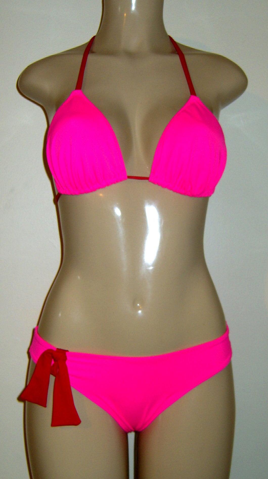 Sliding triangle top and Timeless bottom