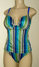 Load image into Gallery viewer, Push up underwire open back tankini top | Low-rise timeless bikini bottom
