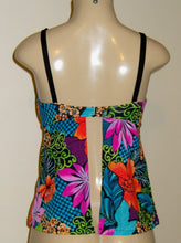 Load image into Gallery viewer, Supportive Tankini for bigger bust sizes. Open back tankinis
