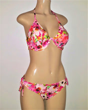 Load image into Gallery viewer, Underwire bikini top and Hipster tie bikini bottom
