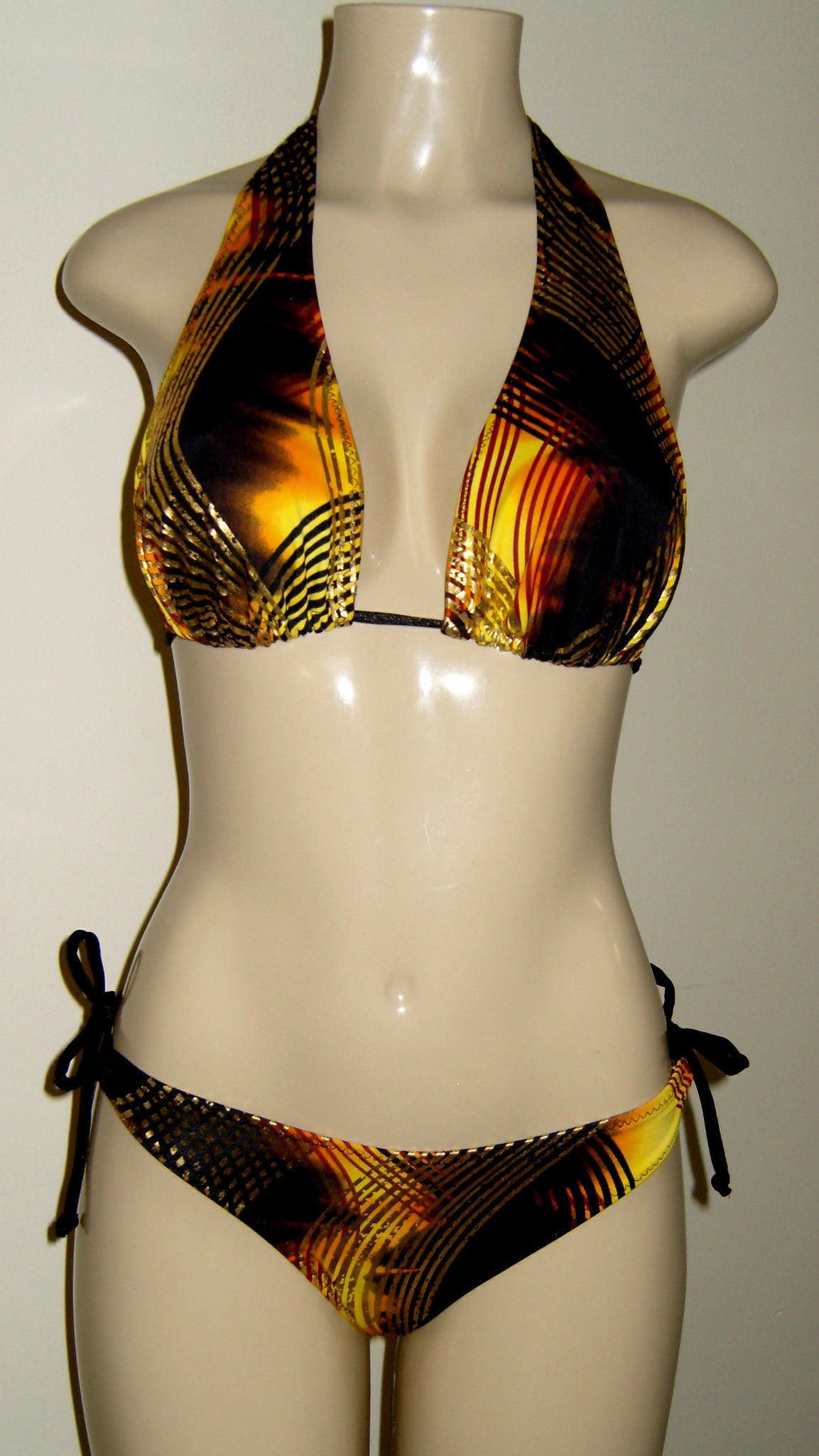 Keyhole bikini halter top sales